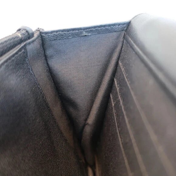 Authentic CHANEL V- Stitch wallet on chain WOC Lambskin black crossbody - Picture 8 of 15